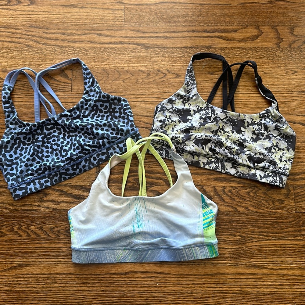 Lululemon sports bras size 6